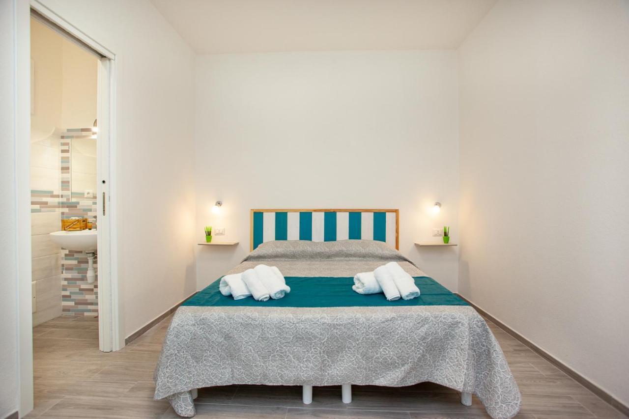 Camere Tirreno 1 San Teodoro  Esterno foto